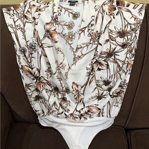 Express Floral Print Bodysuit - White and Brown